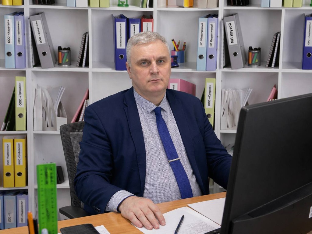 Бухгалтер 1